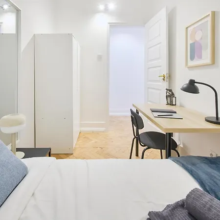 Casa de hóspedes Bright Double Saldanha, 1min Metro Lisboa